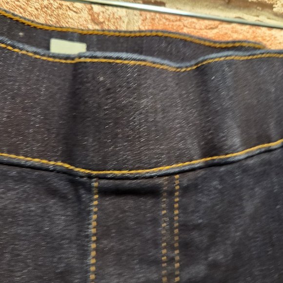 $20/both!Pioneer Woman pull-on embroidered capri pant with Flounce sleeve kimono - Picture 8 of 10